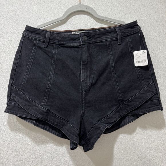 Free People x We The Free Crvy Mona High Rise Shorts In Midnight Black Sz 31 NEW - Picture 2 of 8